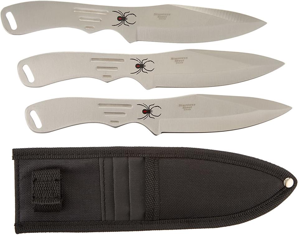 Perfect Point three throwing knives with sheath