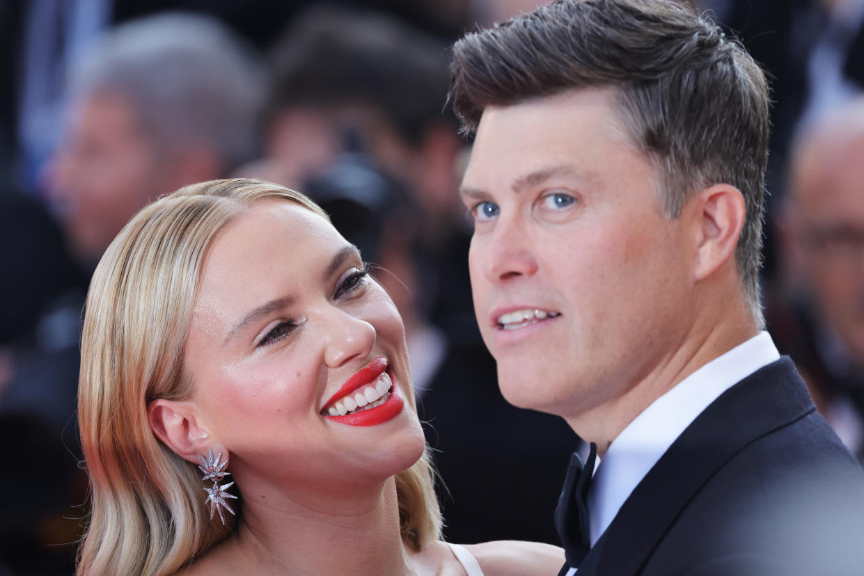 CANNES, FRANCE - MAY 22: Scarlett Johansson and Colin Jost attend the 