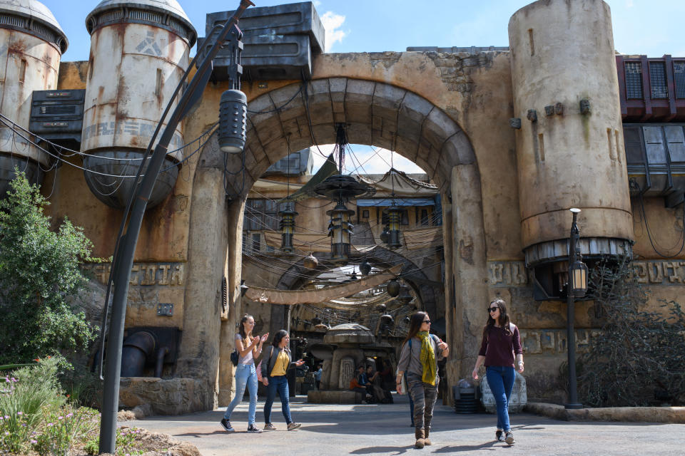 Galaxy's Edge visitors will be able to wander the lively marketplace of Black Spire Outpost and encounter a robust collection of merchant shops and stalls filled with authentic <em>Star Wars </em>creations. (Richard Harbaugh/Disney Parks)