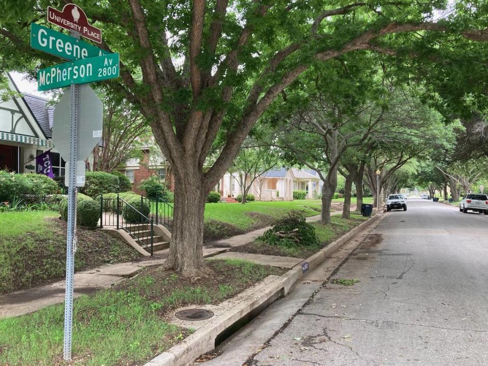 When the first homes were built on University Place in the early 20th century, it was considered the suburbs of Fort Worth, and the homes lacked basic city amenities.  Today the neighborhood would be considered close to the heart of Fort Worth.