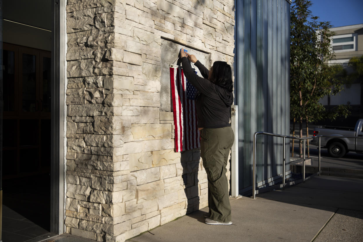 El presidente Biden y el expresidente Donald Trump prácticamente garantizaron las candidaturas de sus partidos en el Supermartes. Las señales sugieren que la resistencia a sus candidaturas ha empezado a ceder. (Jenna Schoenefeld/The New York Times)