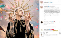 Sul palco dell'Ariston Achille Lauro ha voluto riproporre la celebre scena in cui San Francesco si spoglia dei propri abiti e di ogni bene materiale per votare la sua vita alla religione e alla solidarietà. L'episodio fu rappresentato da Giotto in un ciclo di affreschi dedicato a Francesco nella Basilica Superiore di Assisi. (Instagram)