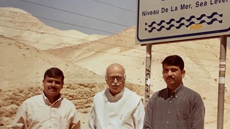 Writer with LK Advani in Israel