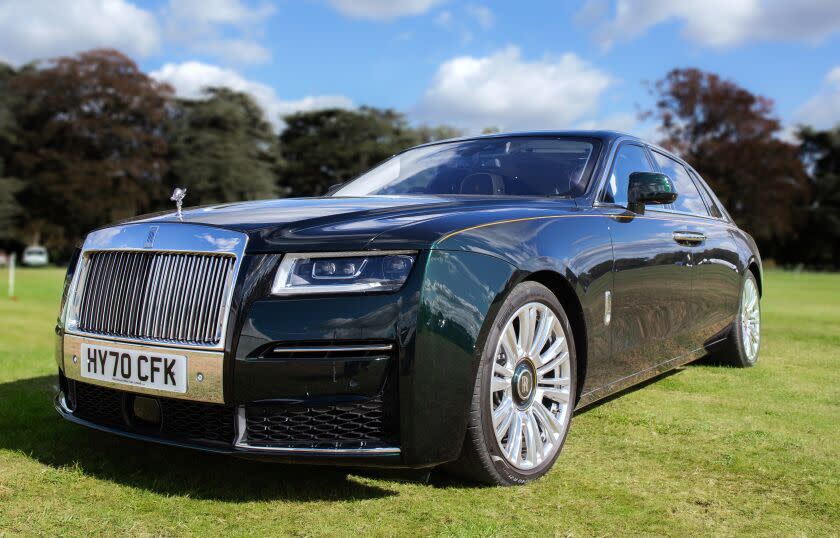 WOODSTOCK, UNITED KINDOM - SEPTEMBER 25: The Rolls Royce Ghost seen at Salon Prive, held at Blenheim Palace. Each year some of the rarest cars are displayed on the lawns of the palace, in the UK's most exclusive Concours d'Elegance. (Photo by Martyn Lucy/Getty Images)
