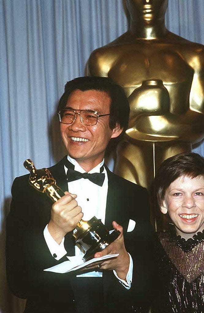 Haing Ngor winning Best Supporting Actor in 1984.