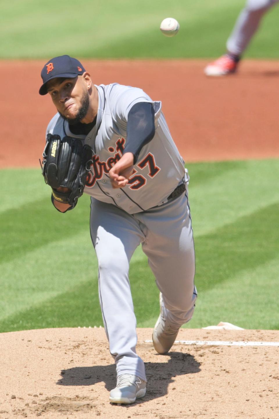 Detroit Tigers starting pitcher Eduardo Rodriguez throws a pitch during the first inning against the Cleveland Guardians at Progressive Field, May 10, 2023.