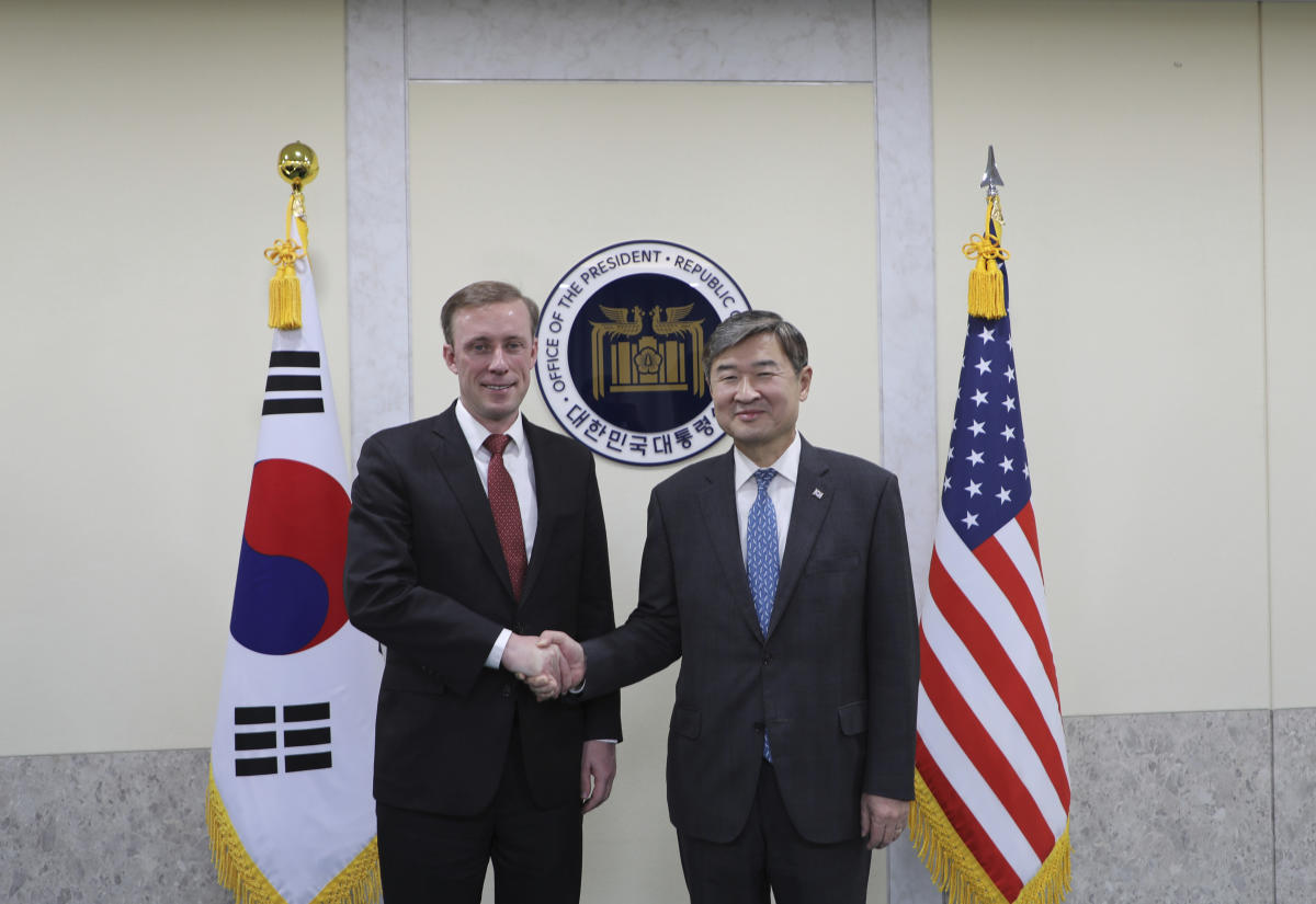 СЕУЛ Южна Корея AP — Министърът на отбраната на Южна