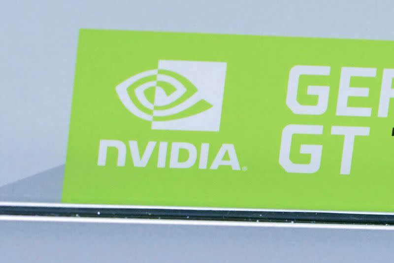 ▲AI熱潮成為全球股市最夯題材，輝達（NVIDIA）今年以來股價漲勢急猛，但也讓外界好奇「AI泡沫」是否已經浮現。（圖／美聯社／達志影像）