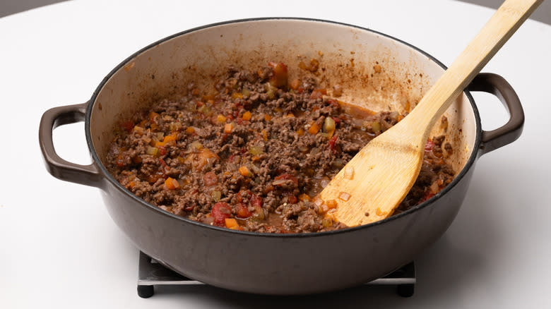 pan with simmered beef mince mixture