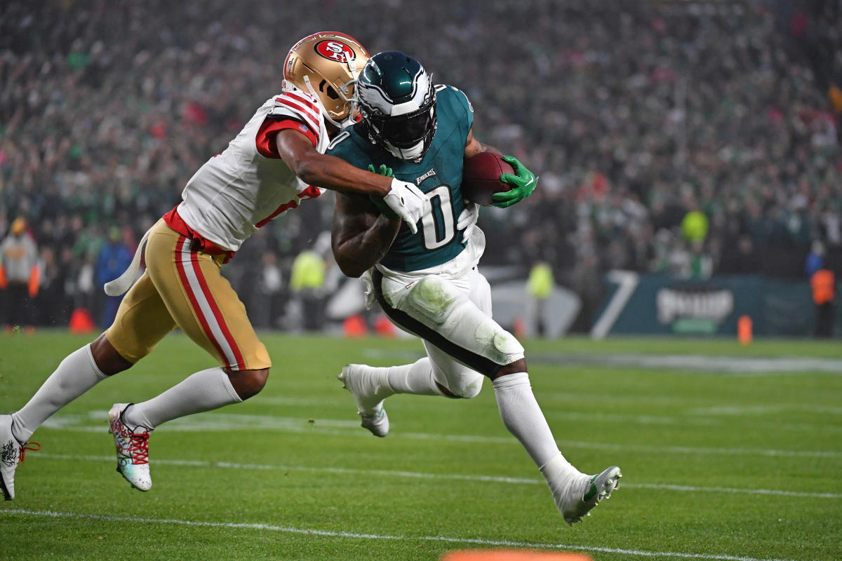 Eagles’ lackluster running attack prompts Nick Sirianni to reconsider his strategy