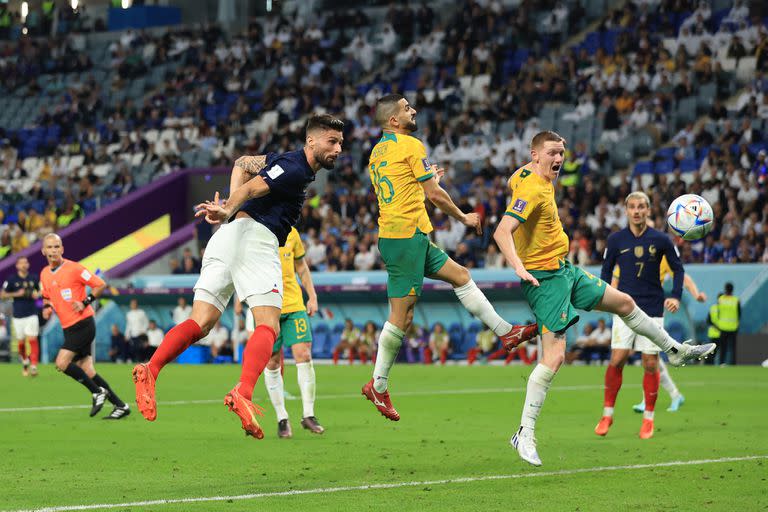 AL WAKRAH, QATAR - NOVEMBER 22:   Olivier Giroud of France scoring the 4th goal during the FIFA World Cup Qatar 2022 Group D match between France and Australia at Al Janoub Stadium on November 22, 2022 in Al Wakrah, Qatar. (Photo by Marc Atkins/Getty Images)