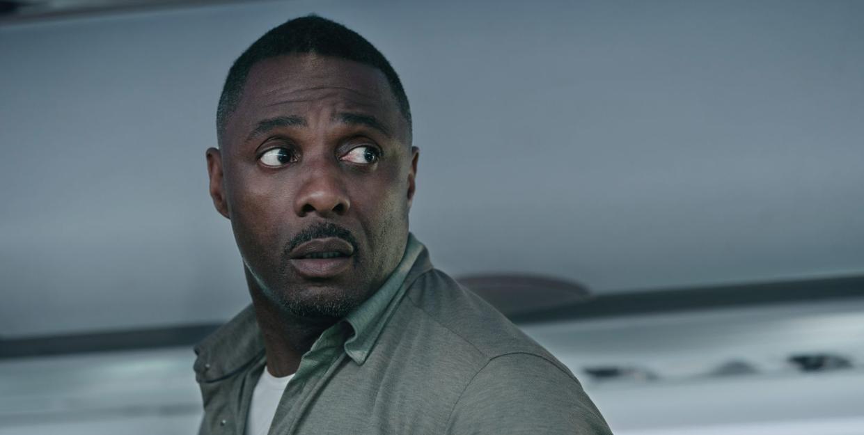 idris elba in hijack