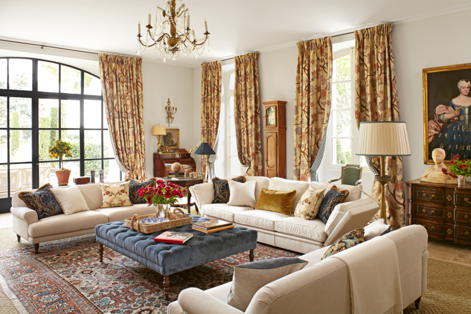 Designers Say These Are the Best Paint Colors for Your Living Room