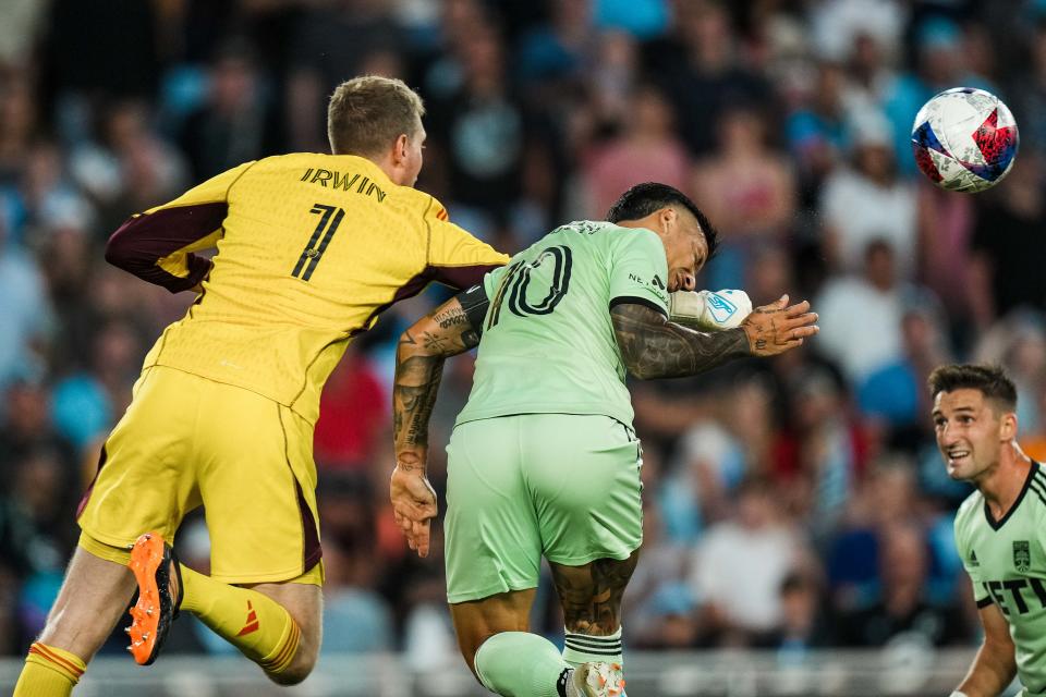Minnesota United goalkeeper Clint Irwin, left, makes a save on Austin FC forward Sebastian Driussi during the second half. El Tree will next play Vancouver on Wednesday.