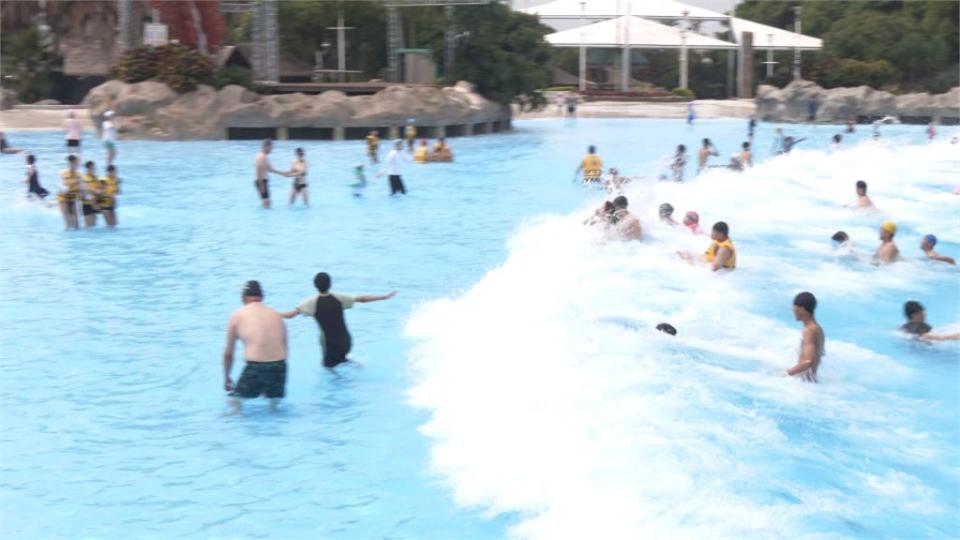 水上樂園舉辦「人體龍舟賽」　報名就可半價入園