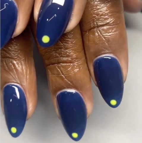 <p><a href="https://www.instagram.com/reel/Cinw-9wt_Cu/" data-component="link" data-source="inlineLink" data-type="externalLink" data-ordinal="1">@brownluxenails</a> / Instagram</p>