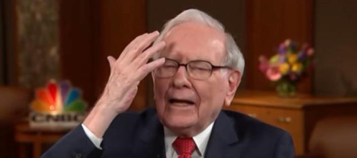 Warren Buffett recently sold these top dividend stocks, but he could be dead wrong about them &#x002014; here&#39;s why they&#39;re still worth buying