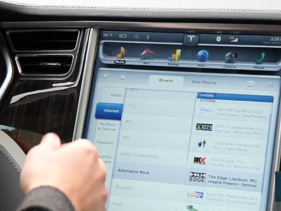 tesla model s infotainment