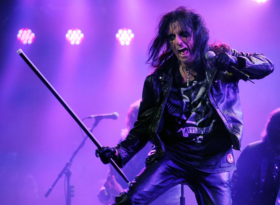 Alice Cooper will play at this year's Welcome to Rockville at Daytona International Speedway.