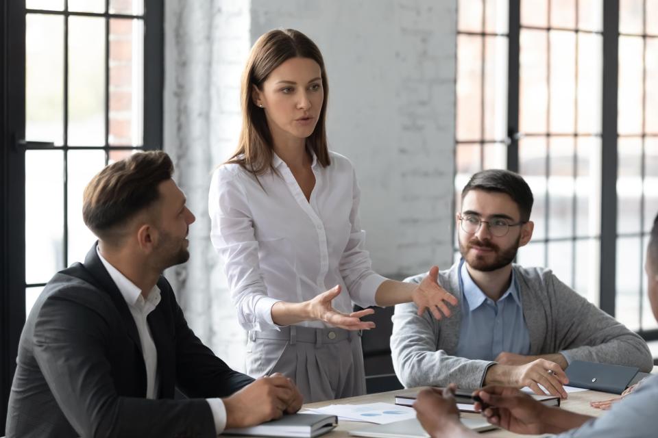 Viele Frauen bringen zwei Eigenschaften mit, die Ihnen als Führungskraft zugutekommen: Weisheit und Mitgefühl.  - Copyright: Getty Images