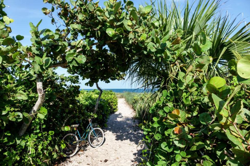 a path to vero beach