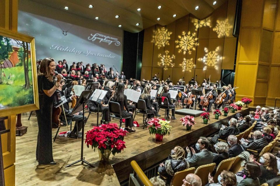 The New Albany Symphony Orchestra will perform its “Holiday Spectacular” on Sunday.