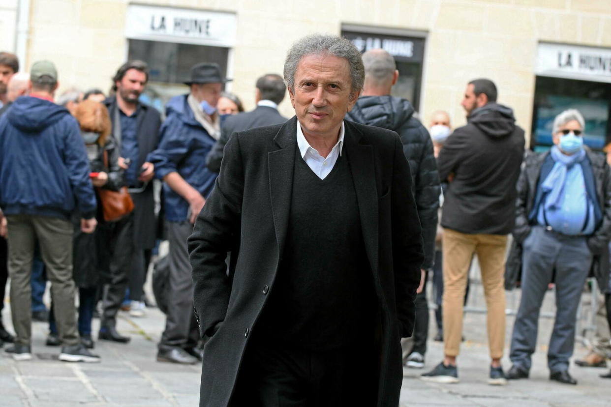 L'animateur Michel Drucker aux funérailles de Guy Bedos à Paris.  - Credit:Laurene Favier/Eliot/Starface/Cover Images