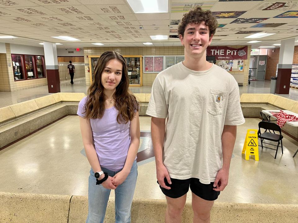 Bearden valedictorian Avigail Laing, left, and salutatorian Scott Dunlap will give speeches during the upcoming graduation.