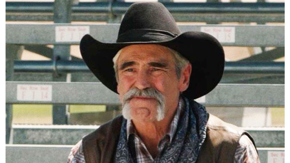 lloyd pierce yellowstone halloween costume ideas 2023