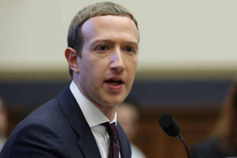 Mark Zuckerberg sabe que Facebook es un peligro para la sociedad pero le da absolutamente igual mientras siga ganando millones