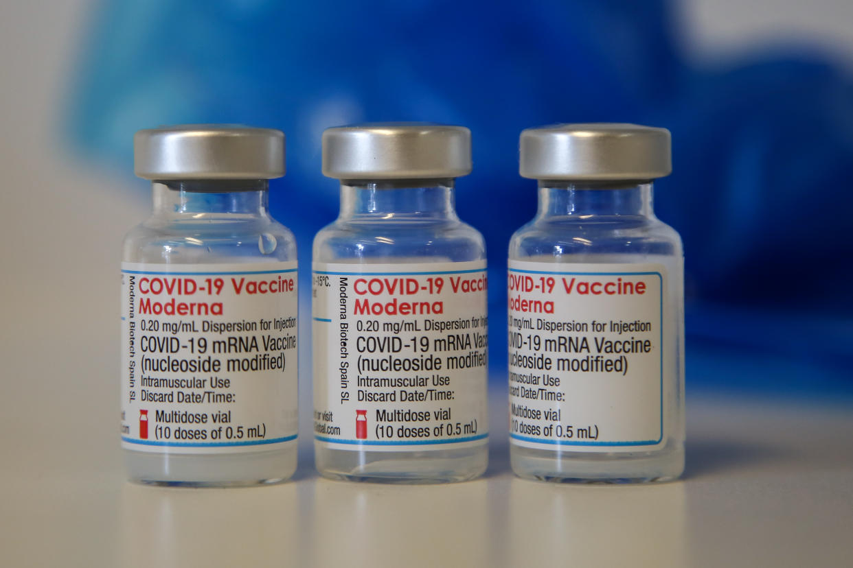 LONDON, UNITED KINGDOM - 2021/08/12: Vials containing Moderna Covid-19 vaccine seen at a vaccination centre in London. (Photo by Dinendra Haria/SOPA Images/LightRocket via Getty Images)