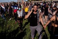 <p>Protesters alongside the freeway. </p>