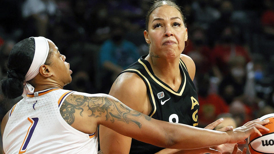 Liz Cambage has been asked to front a private Basketball Australia hearing over an alleged altercation during a practice match against Nigeria leading up to the Tokyo Olympics. (Photo by Ethan Miller/Getty Images)