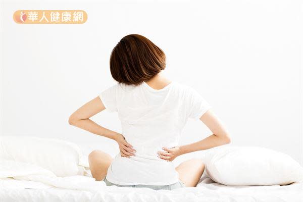 女性月經期間、懷孕期間和產後，容易耗損腎氣，因此常有腰痠不適的不適。