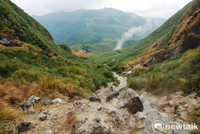 七星山有多種走法，主東峰步道可說是最受歡迎的路線。圖：謝佳真／攝