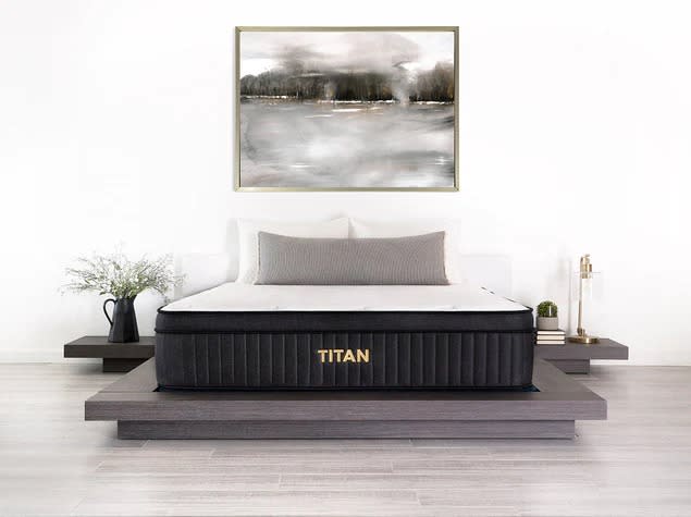 Titan Luxe Hybrid