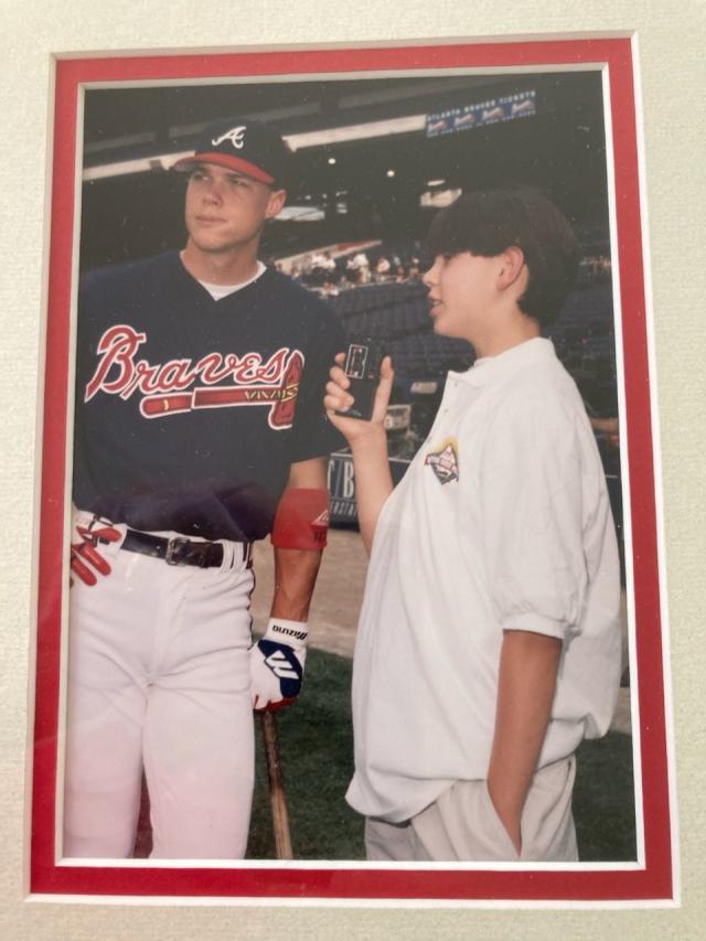 Atlanta Braves / 2022 Topps Baseball Team Set (Series 1 and 2) with (24)  Cards. ***PLUS Bonus Cards of Former Braves Greats: David Justice, Andruw