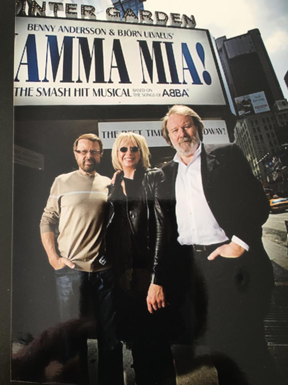 (L-R) Bjorn Ulvaeus, Judy Craymer and Benny Andersson on Broadway in 1999