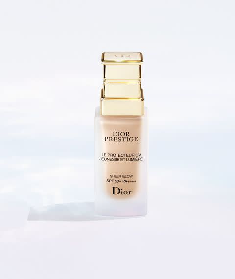 Dior 迪奧 精萃再生光燦全效BB霜SPF50+/PA++++，NT.4,100 PHOTO CREDIT: DIOR