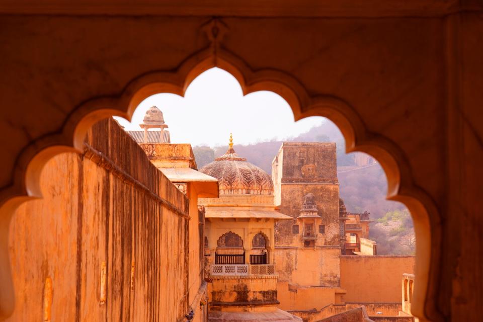 India, Rajasthan, Jaipur, partial view of interior the Amber Fort.