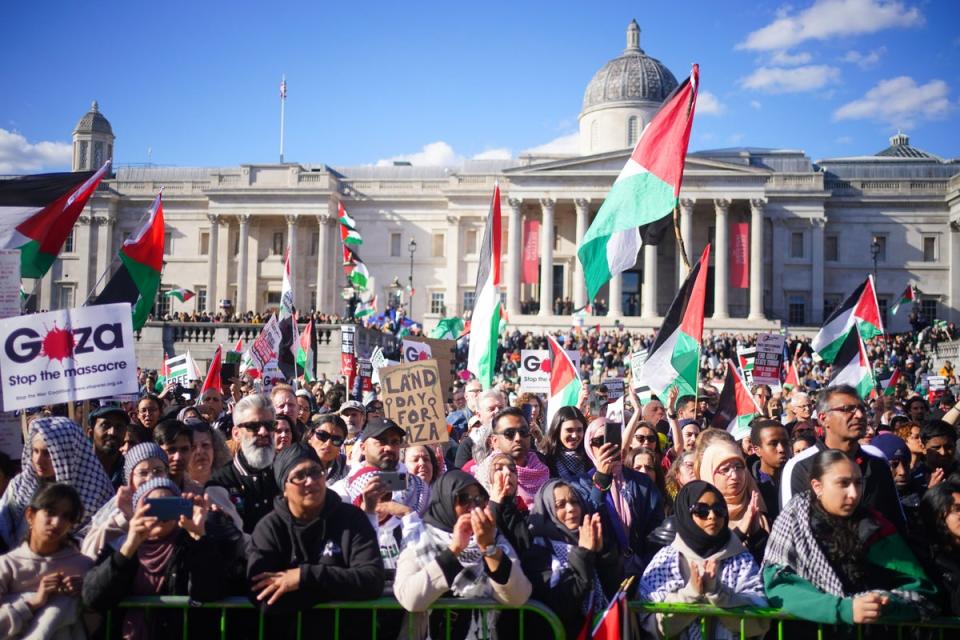 Crowds gathered in Trafalgar Square (Victoria Jones/PA) (PA Wire)