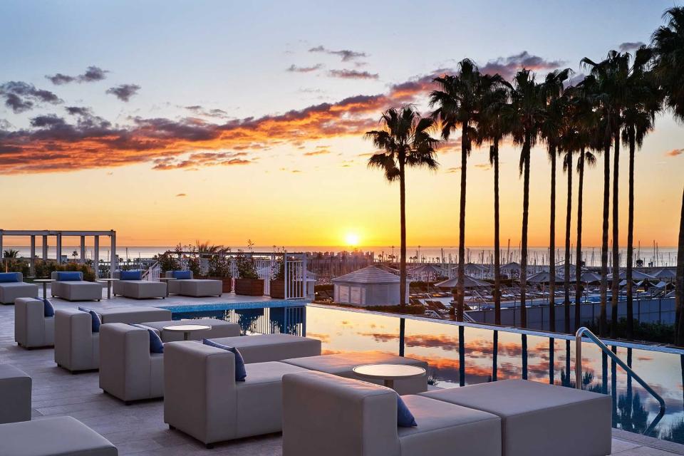 Infinity Pool at Hotel Arts in Barcelona
