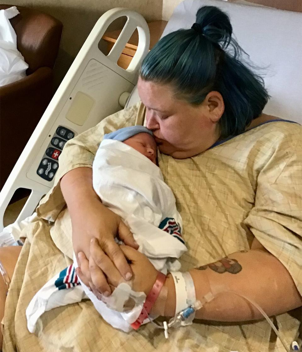 1000 lb sister star Amy Slaton welcomes second baby