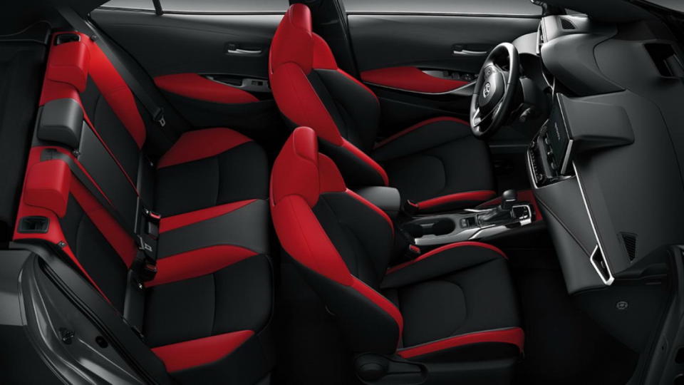 圖／Corolla Sport以更符合人體工學的配置量身打造車室座艙，同時兼具設計美學與機能實用性。