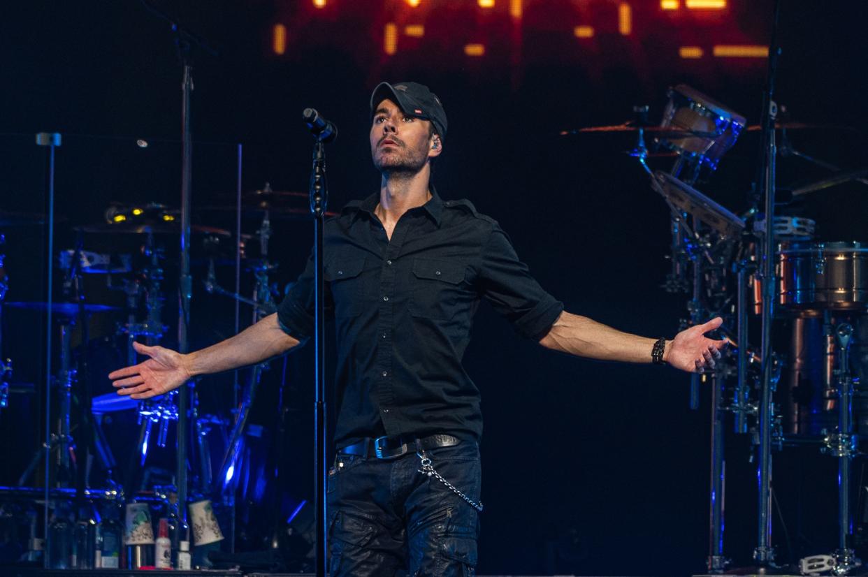 Enrique Iglesias lleva años sin sacar nueva música o hacer conciertos (Getty Images)