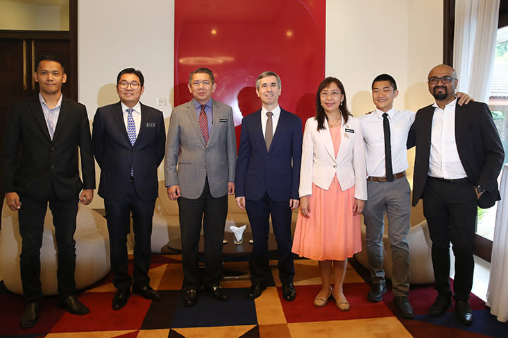 The 'Proudly Malaysian French Cuisine' lunch was hosted by the French Ambassador to Malaysia Frederic Laplanche's (middle) and attended by (left to right) Vanilla Temerloh M. Feisal Norawi, Agriculture and Agro-based Industry Deputy Minister Sim Tze Tzin, Agriculture and Agro-based Industry Minister Salahuddin Ayub, Primary Industries Minister Teresa Kok, Chocolate Concierge's Ong Ning-Geng and T'lur Caviar Shaun Simon.