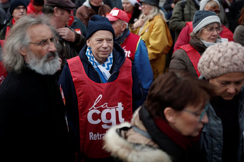 LES OPPOSANTS À LA RÉFORME TENTENT DE MAINTENIR LA PRESSION