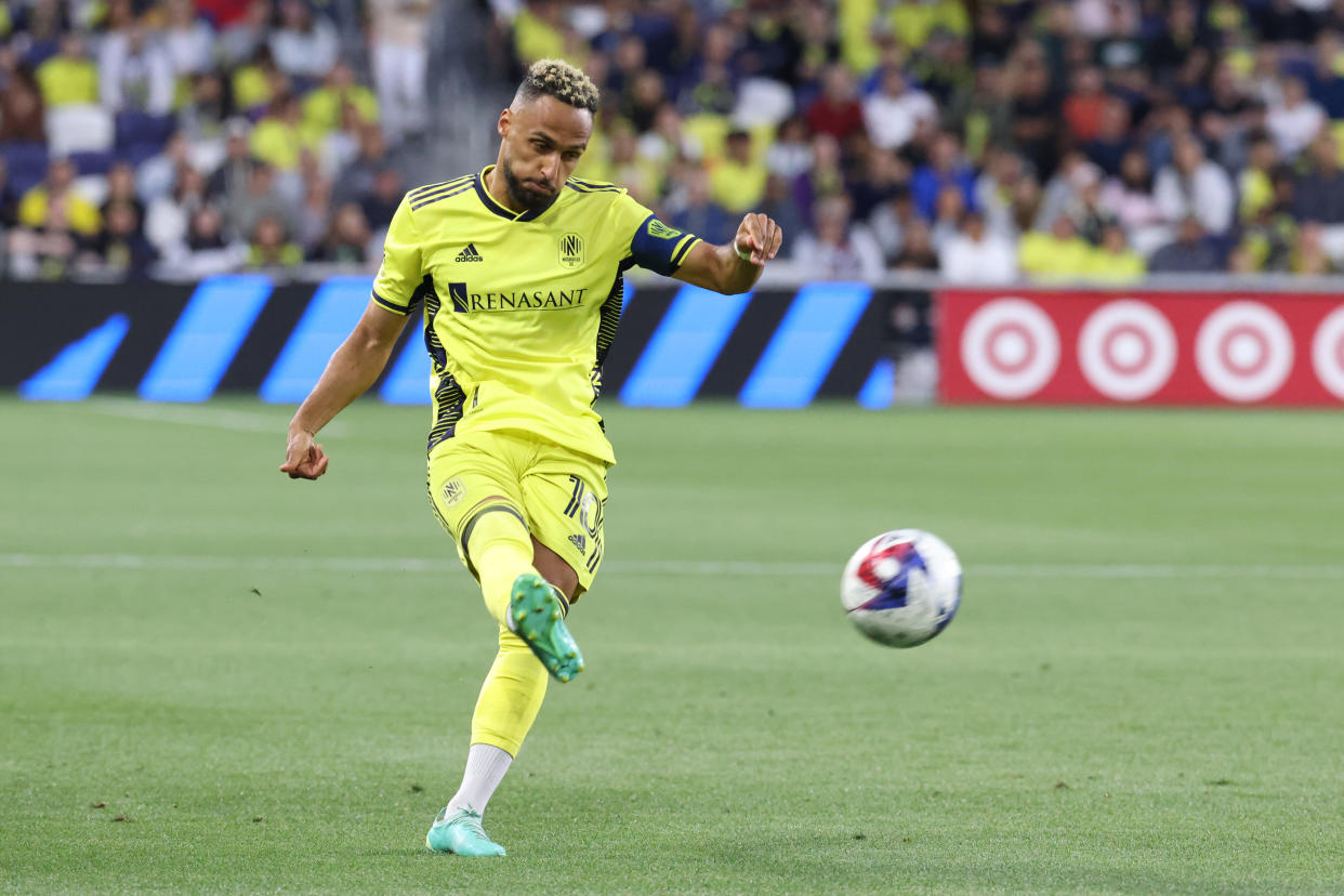 NASHVILLE, TN - MAY 28: Nashville SC midfielder Hany Mukhtar (10) takes a shot during a match between Nashville SC and Columbus Crew, May 28, 2023 at GEODIS Park in Nashville, Tennessee. (Photo by Matthew Maxey/Icon Sportswire via Getty Images)