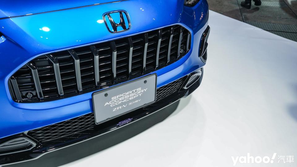 在Honda家族車款中較屬少見的直瀑式設計可謂ZR-V的一大視覺重點。