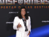 El actor estadounidense Cristo Fernández posa a su llegada a la alfombra roja de "Transformers: Rise of the Beasts", en la Ciudad de México el 30 de mayo de 2023. (Foto AP/Berenice Bautista)